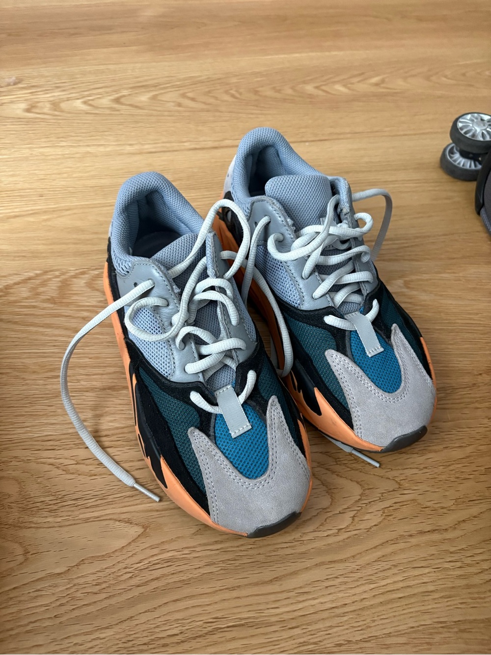 Yeezy Sneakers